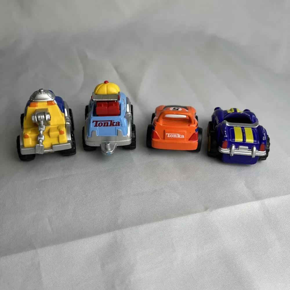 Lot of 8 Tonka CHUCK AND FRIENDS Diecast And Plastic Cars And Trains 2003/2008